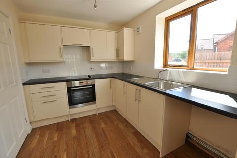 3 bedroom end of terrace house to rent, The Hop KilnMill End CourtCastle FroomeLedburyHerefordshire