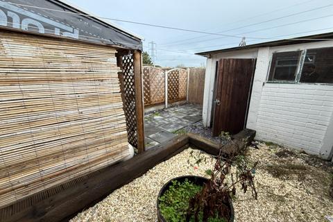 undefined, Grangeway, Dunstable LU5