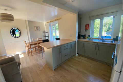 5 bedroom semi-detached house to rent, Greenhill Road, Winchester, SO22