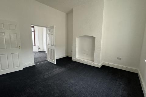 3 bedroom terraced house to rent, Boothley Road, Blackpool FY1