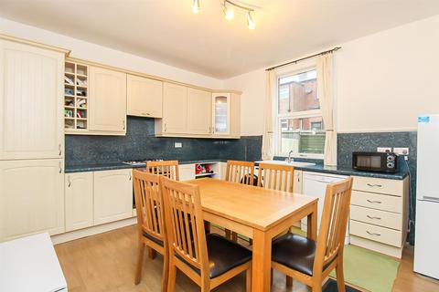 3 bedroom semi-detached house for sale, Woodbine Street, Ossett WF5