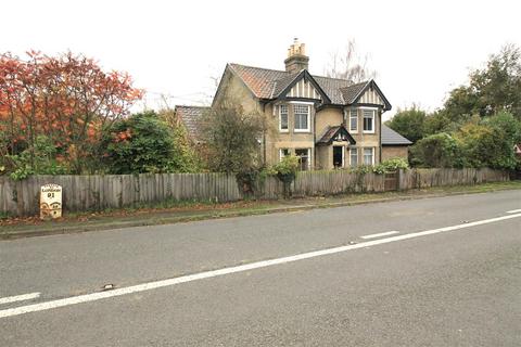 3 bedroom detached house to rent, Kelsale, Saxmundham