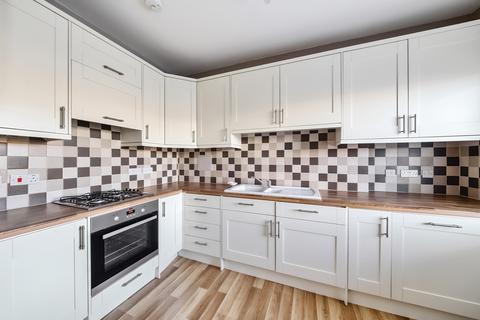 3 bedroom maisonette for sale, Castle Hill Avenue, Folkestone