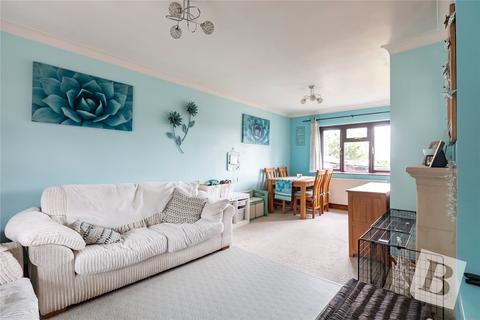 3 bedroom terraced house for sale, Cornwell Crescent, Stanford-le-Hope, Essex, SS17