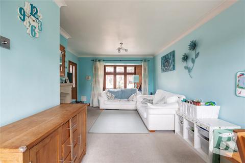 23 Cornwell Crescent, Stanford-le-hope, SS17 7DJ