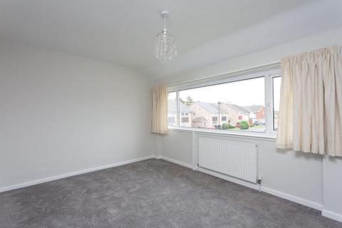 4 bedroom detached house to rent, Overdale Close Woodthorpe York