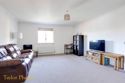 1 bedroom apartment for sale, Lady Margaret Gardens, Ware SG12