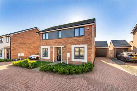 4 bedroom detached house for sale, Roseden Way, Great Park, NE13