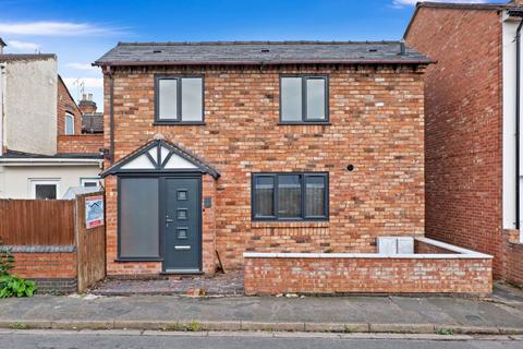 1 bedroom coach house for sale, 23a Little Chestnut Street, Worcester.  WR1 1PG