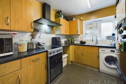 1 bedroom flat for sale, Lodge Lane, New Addington