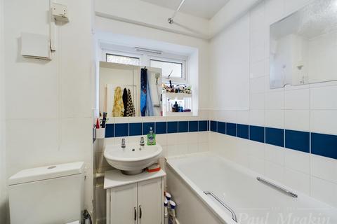 1 bedroom flat for sale, Lodge Lane, New Addington