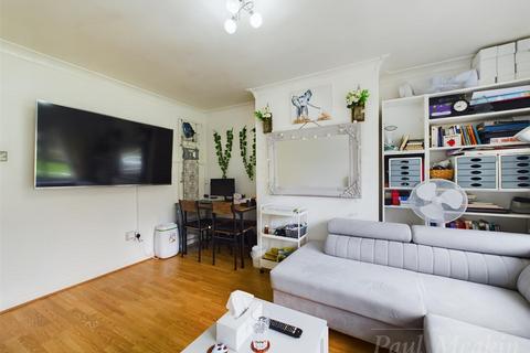 1 bedroom flat for sale, Lodge Lane, New Addington