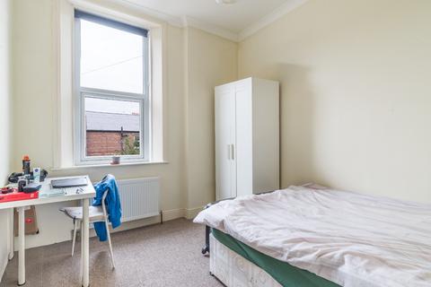 3 bedroom flat to rent, Bayswater Road, Newcastle Upon Tyne NE2