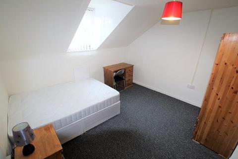 3 bedroom flat to rent, Victoria Terrace, Aberystwyth