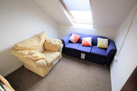 3 bedroom flat to rent, Victoria Terrace, Aberystwyth