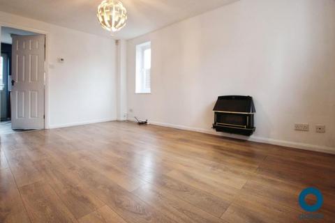 2 bedroom end of terrace house to rent, Courtlands, Bristol BS32