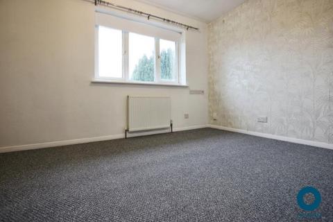 2 bedroom end of terrace house to rent, Courtlands, Bristol BS32