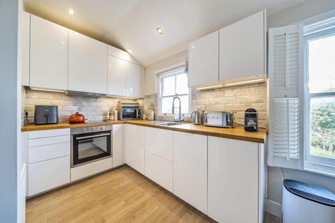 1 bedroom flat for sale, Elmbourne Road, Balham