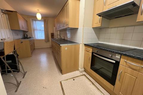 4 bedroom house to rent, Chalybeate Street, Aberystwyth