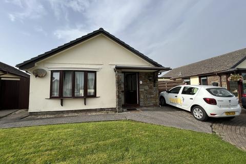 2 bedroom bungalow to rent, Heol Ffynhonnau, Peniel, Carmarthenshire