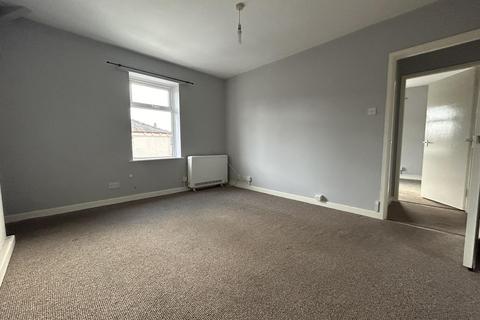 2 bedroom flat to rent, Bath Street, Barrow-In-Furness LA14