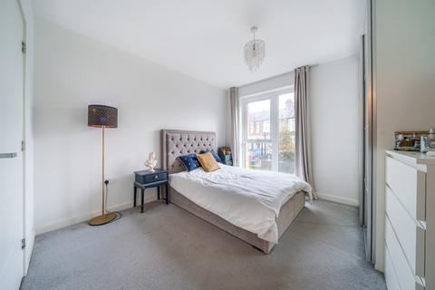 2 bedroom apartment for sale, Bowen Drive, London