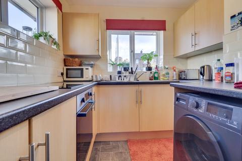 2 bedroom bungalow for sale, Green Lane, Cookridge, Leeds, West Yorkshire, UK, LS16