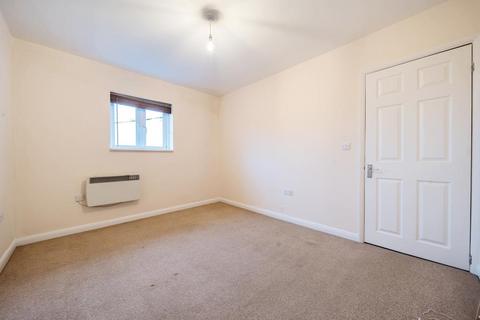 2 bedroom apartment to rent, Thame Road,  Stadhampton,  OX44