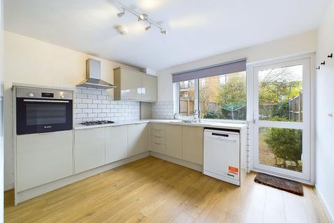 3 bedroom house to rent, North Place, Middlesex