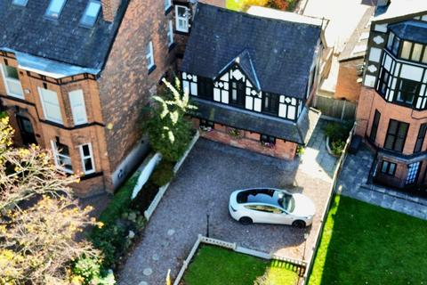 3 bedroom semi-detached house for sale, a Half Edge Lane, Eccles, Manchester