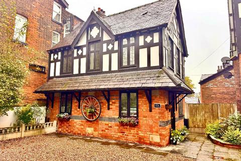 3 bedroom semi-detached house for sale, a Half Edge Lane, Eccles, Manchester