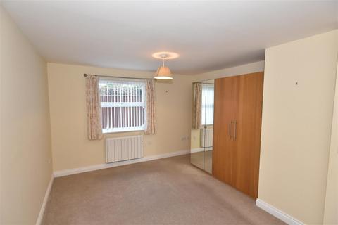 1 bedroom flat for sale, Warwick Road, Balderton, Newark