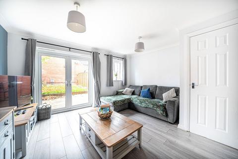 5 Bluebell Close, Andover, SP10 3XE