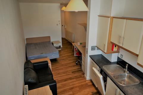 Studio to rent, The Kingsway, Portland House, City Centre, Swansea