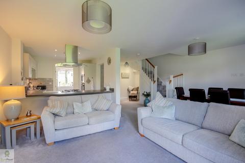 3 bedroom mews for sale, 3 The Priory, Stafford