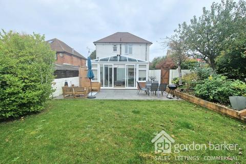 3 bedroom detached house for sale, Normanhurst Avenue, Bournemouth BH8