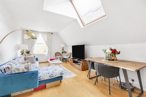 2 bedroom flat for sale, Sheen Lane, East Sheen, SW14