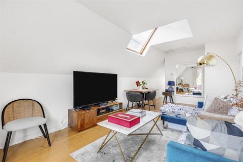 2 bedroom flat for sale, Sheen Lane, East Sheen, SW14