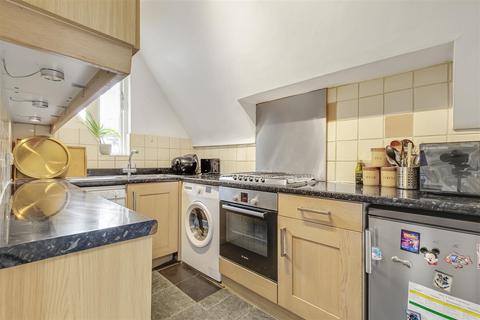 2 bedroom flat for sale, Sheen Lane, East Sheen, SW14