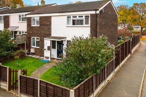 4 bedroom end of terrace house for sale, Lonsdale Road, Stevenage SG1