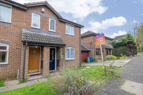 2 bedroom house for sale, Cremer Place, Faversham, ME13