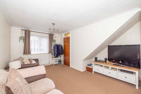 2 bedroom house for sale, Cremer Place, Faversham, ME13