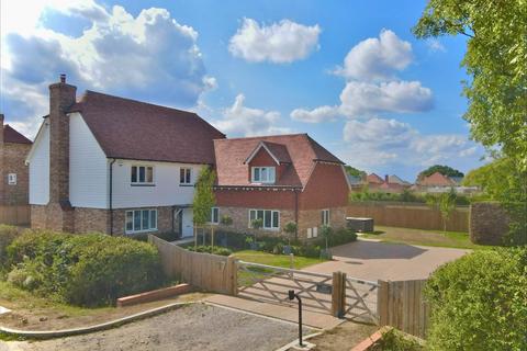 5 bedroom detached house for sale, Bartlets Lane