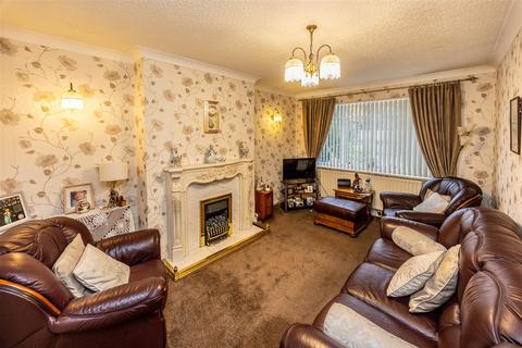 3 bedroom semi-detached bungalow for sale, Tyersal Lane, Bradford BD4