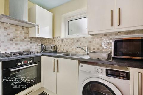 2 bedroom flat for sale, Conistone Way, London, N7