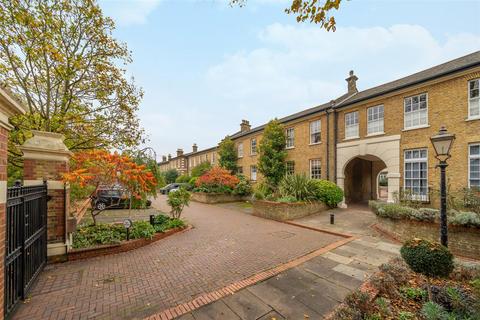 3 bedroom terraced house for sale, Elderwood Place, London