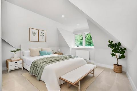 Flat 5, 2 Bromley Avenue, Bromley, BR1 4BQ