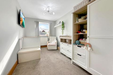 Flat 3, Rose Court, 2a Fobbing Road, Corringham, Stanford-le-hope, SS17 9BG