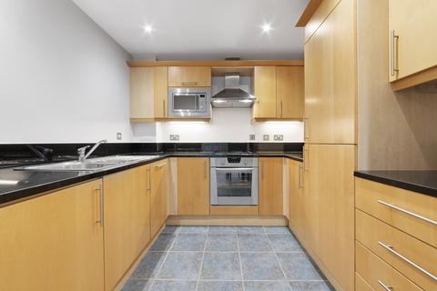 1 bedroom apartment to rent, Gainsborough House, London E14