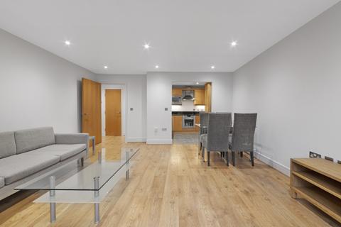 1 bedroom apartment to rent, Gainsborough House, London E14